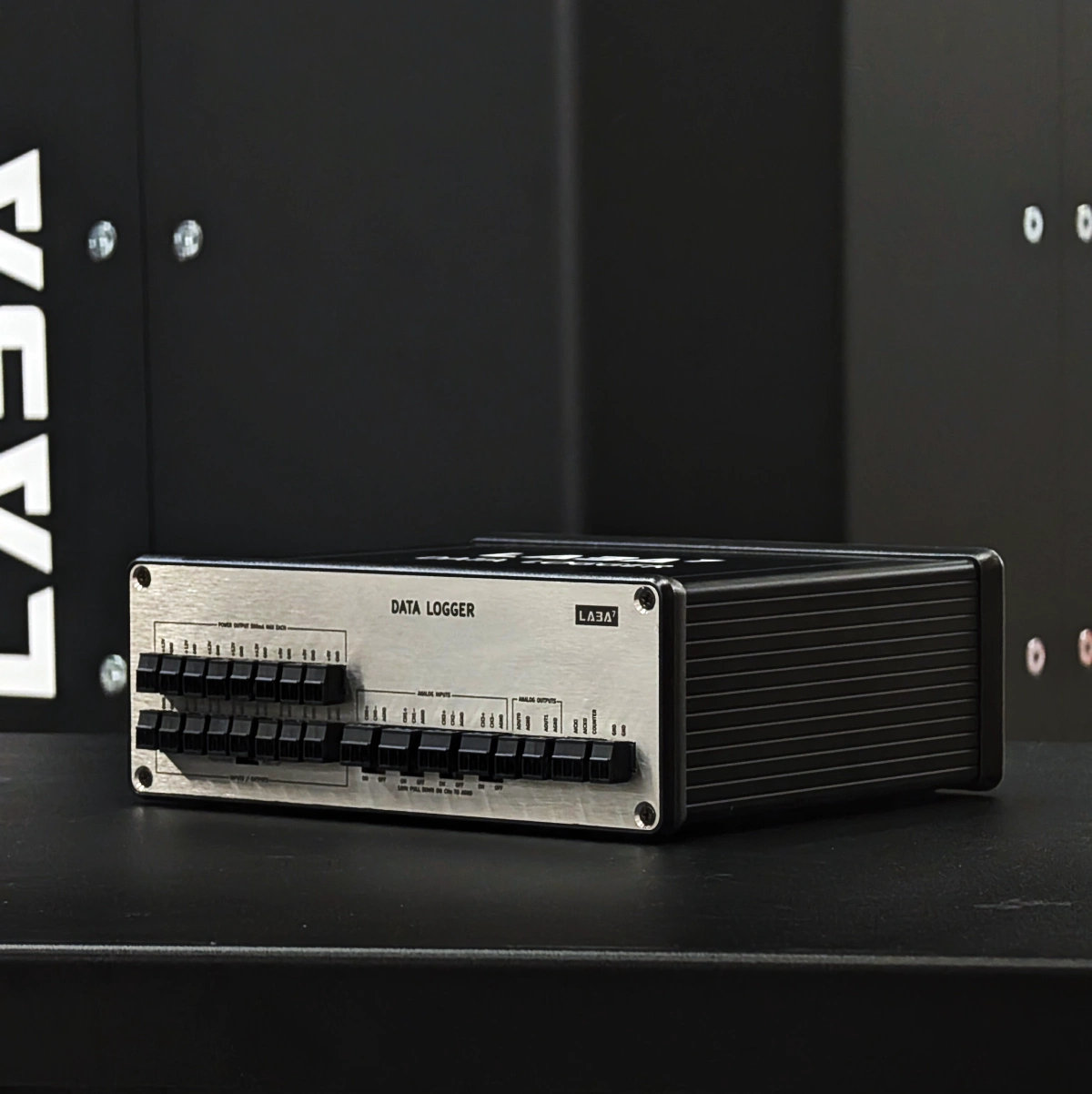 LABA7 External Data Logger